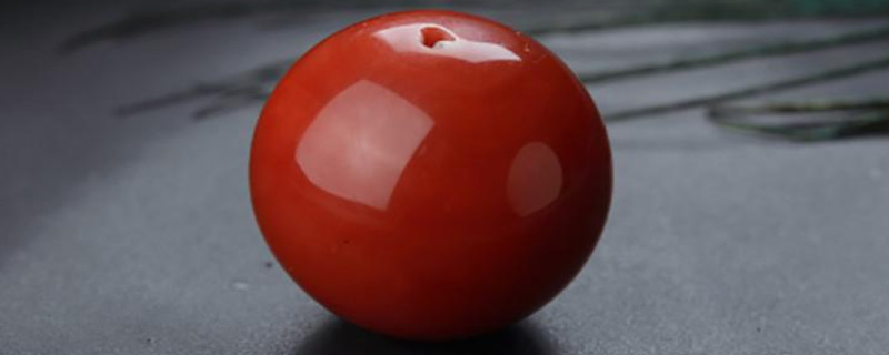 紅珊瑚和南紅的區(qū)別