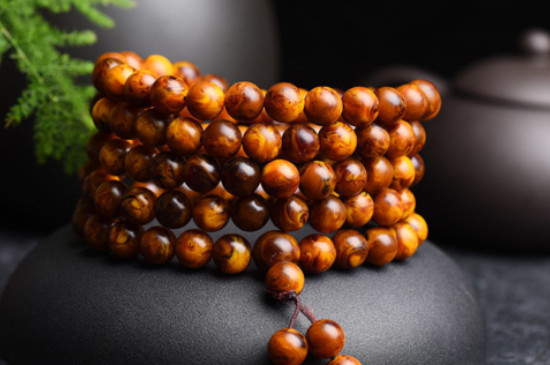 龍涎香手串是什么材質(zhì)