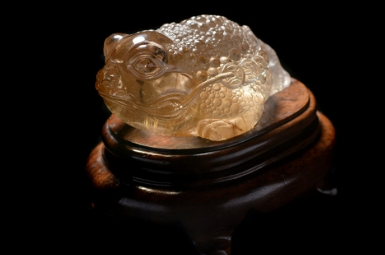 金蟾上的灰可以隨便擦嗎