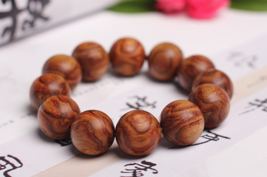 黃花梨的價(jià)格目前市場價(jià)多少，黃花梨價(jià)格行情