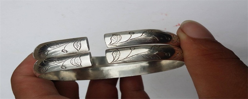 銀和石榴石能戴一起嗎