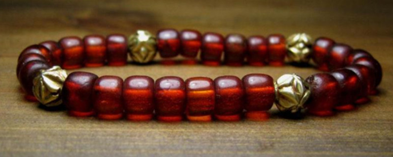 血珀不適合什么人佩戴