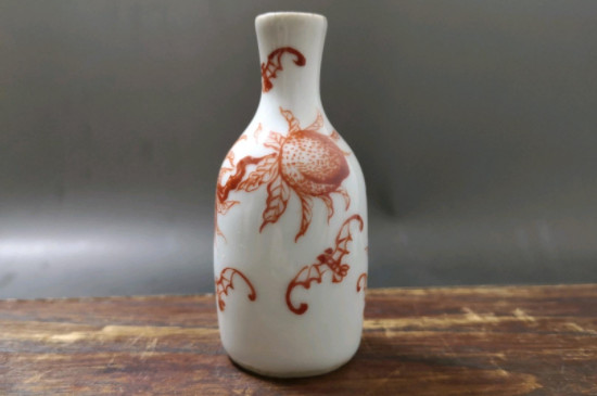 礬紅瓷器的特點(diǎn)