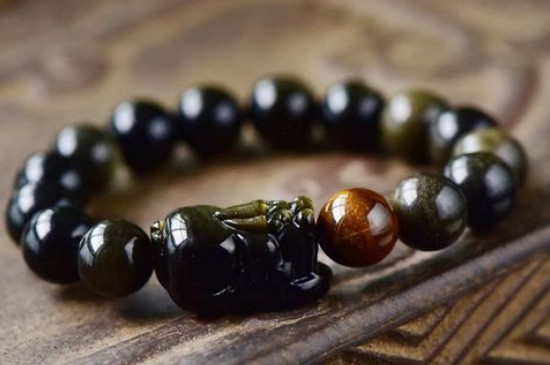 黑曜石和金曜石有什么區(qū)別