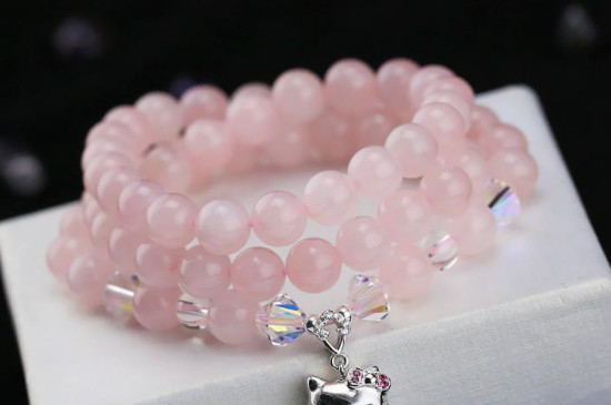 粉晶和草莓晶的功效區(qū)別