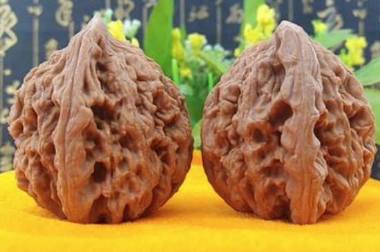 核桃快速包漿上色方法