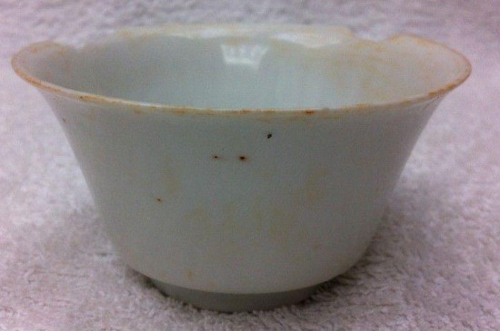 永樂(lè)甜白釉瓷器的特點(diǎn)