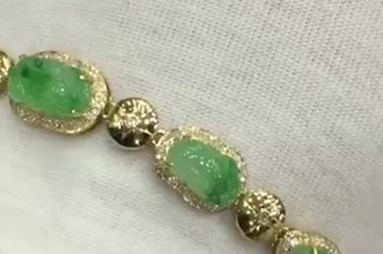 帶貔貅吊墜的講究和忌諱