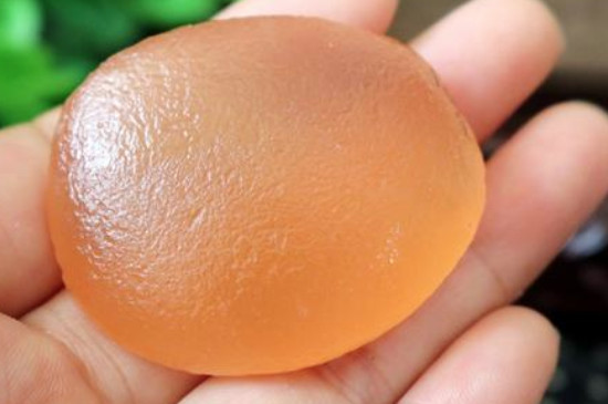 金絲玉的鑒別小技巧