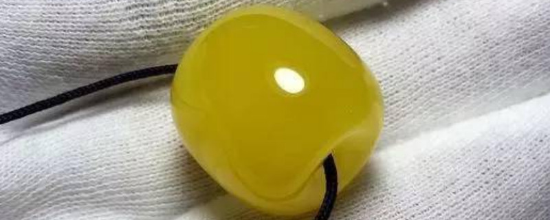 烤蜜蠟和老蜜蠟最明顯區(qū)別