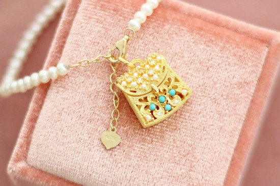 彩金和黃金有什么區(qū)別