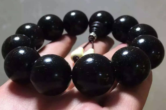 新買(mǎi)的小葉紫檀怎么盤(pán)