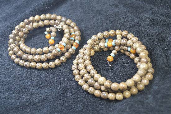 雞翅木手串有什么功效