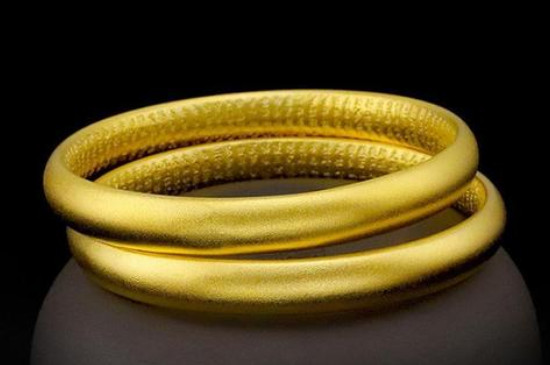 古法厚壁中空手鐲容易變形嗎