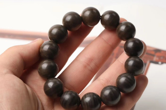 老山檀陰沉料指的是什么