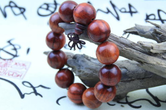 紅花梨怎么盤玩