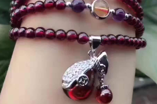 石榴石好處是什么