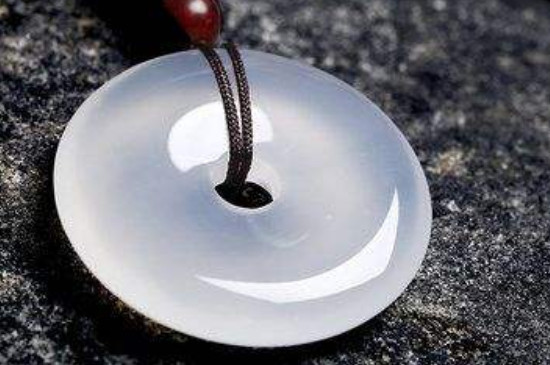 天然冰種玉髓值不值錢