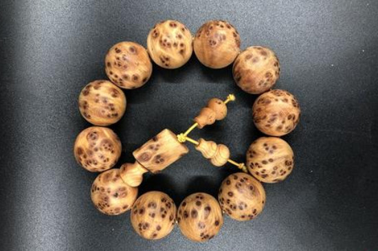 崖柏保養(yǎng)擦什么油