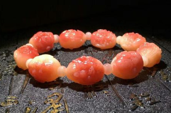 男人手串為什么不能戴左手，男人可以將手串戴在左手