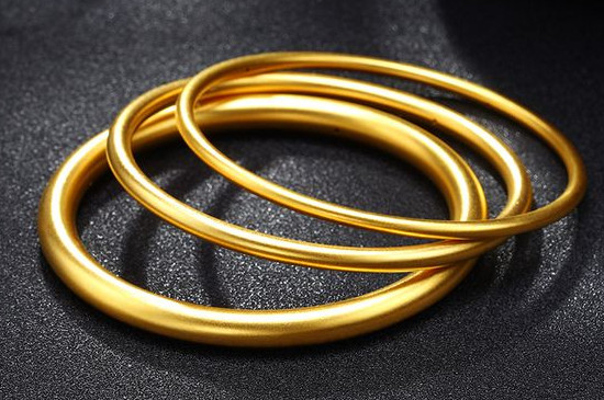 金鐲子磕碰了會(huì)掉克數(shù)嗎