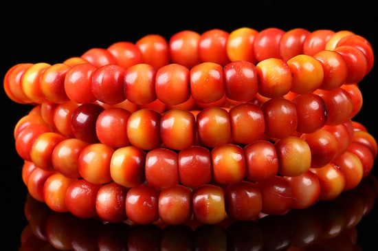 鶴頂紅手串的功效與作用