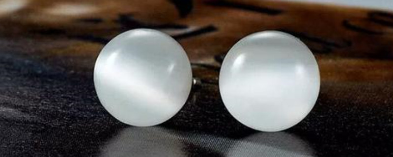 貓眼石怎么看真假辨別