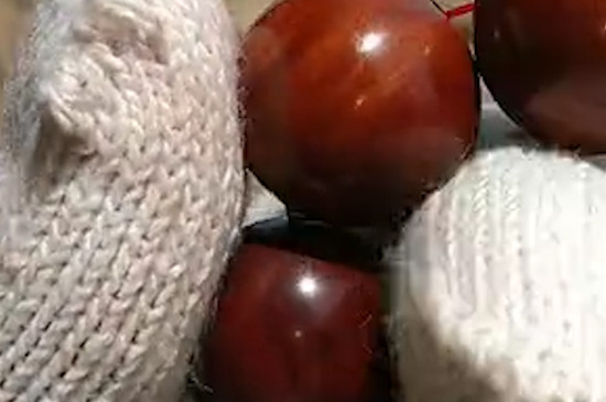 剛買的崖柏手串怎么盤