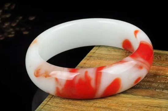 新疆金絲白玉是真玉嗎