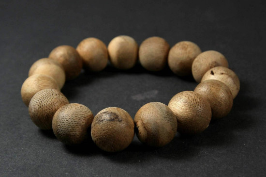 沉香手串怕水和汗嗎