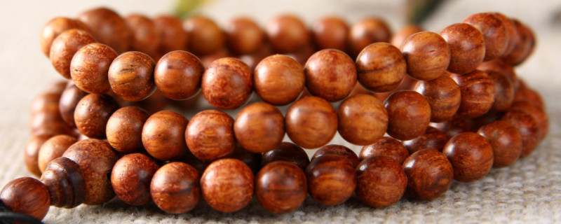 花梨木手串怎么盤玩