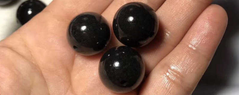 黑曜石和墨玉的區(qū)別