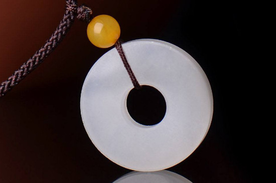 和田玉白玉和羊脂玉的區(qū)別