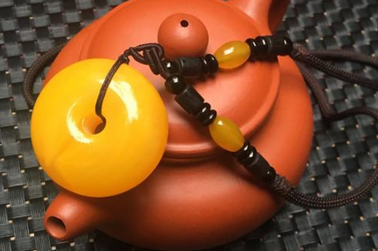 蜜蠟的鹽水鑒別方法