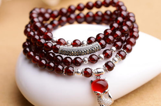 石榴石手鏈斷了有什么寓意