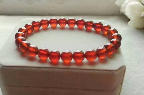 橙色石榴石的功效與作用佩戴禁忌