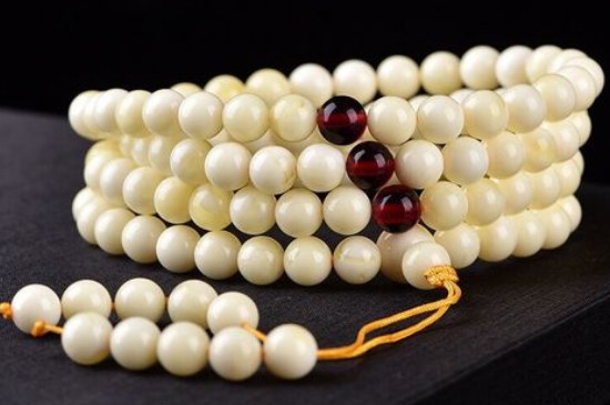 蜜蠟最頂級(jí)是什么種