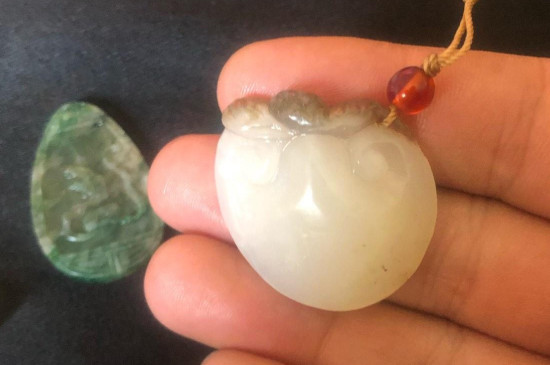 獨山玉與和田玉的區(qū)別與鑒別