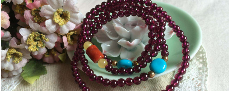 石榴石和翡翠哪個好