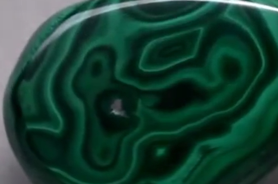 孔雀石的作用與好處