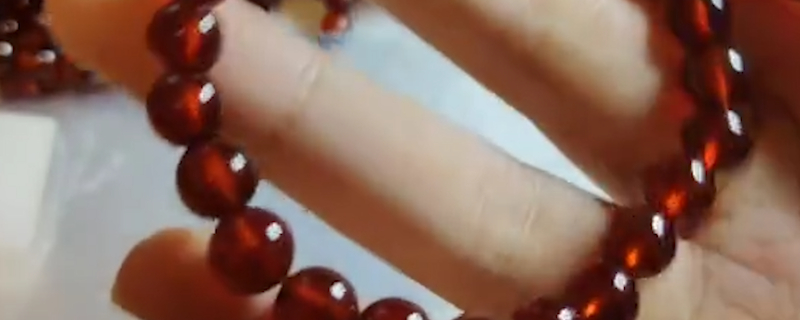 哪些人不適合戴石榴石