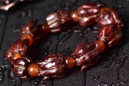 滴血蓮花菩提子的功效