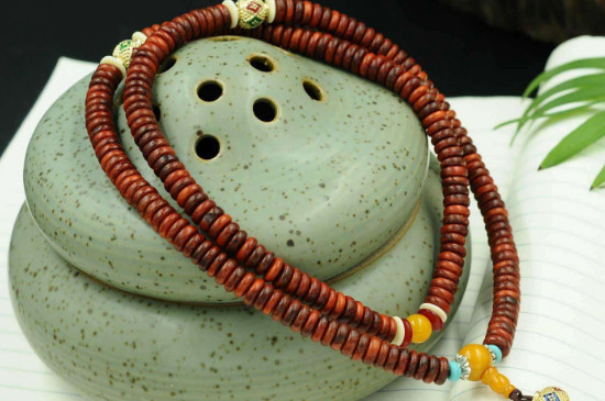 紅花梨手串能盤亮嗎