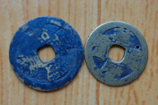 銅錢上的黑色物質(zhì)怎么去除