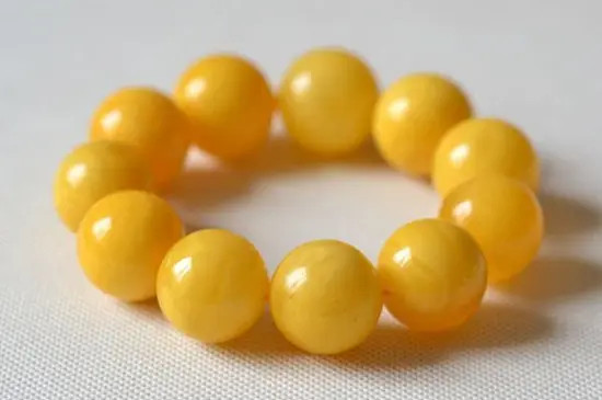 蜜蠟很輕是真是假