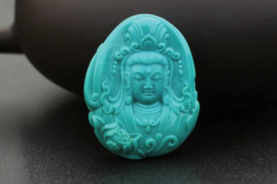 蒙松石是人工合成的嗎