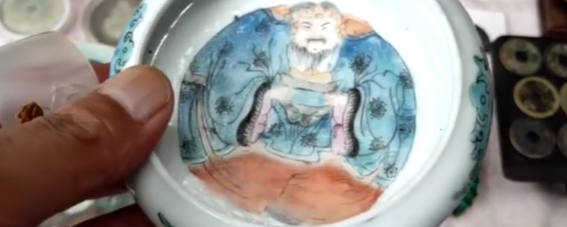 古瓷器的老化痕跡和鑒定方法