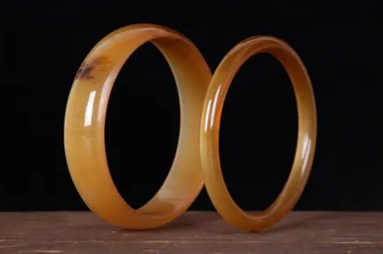 牛角手鐲洗澡可以戴嗎