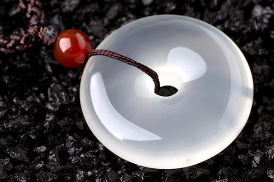 天然冰種玉髓為什么那么便宜