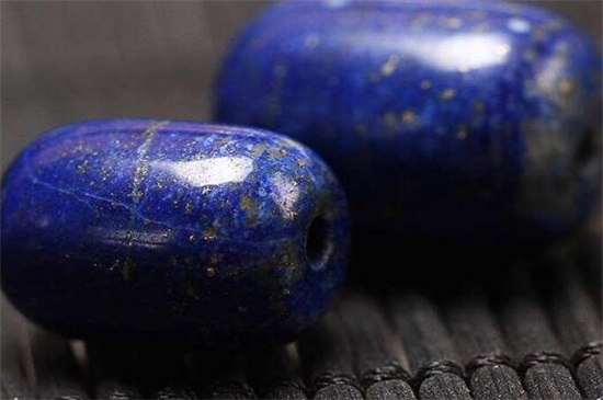 青金石多少錢一克，青金石的最新價(jià)格行情